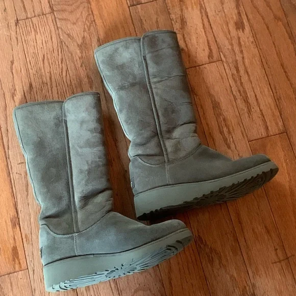 Ugg Kara Slim Tall Demi Wedge Boots - Picture 3 of 7